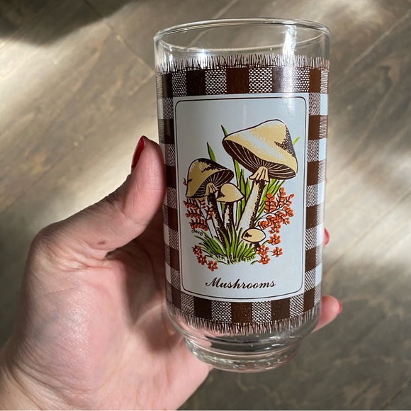 Set of 3 Vintage Mushroom 🍄 Glasses - Picture 5 of 8